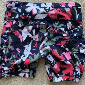 Lululemon spandex shorts
